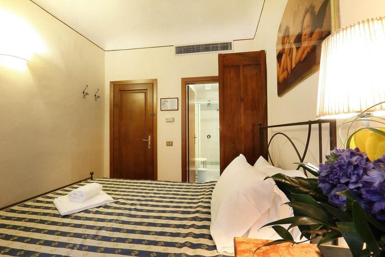 B&B Relais Il Campanile Florence Bilik gambar